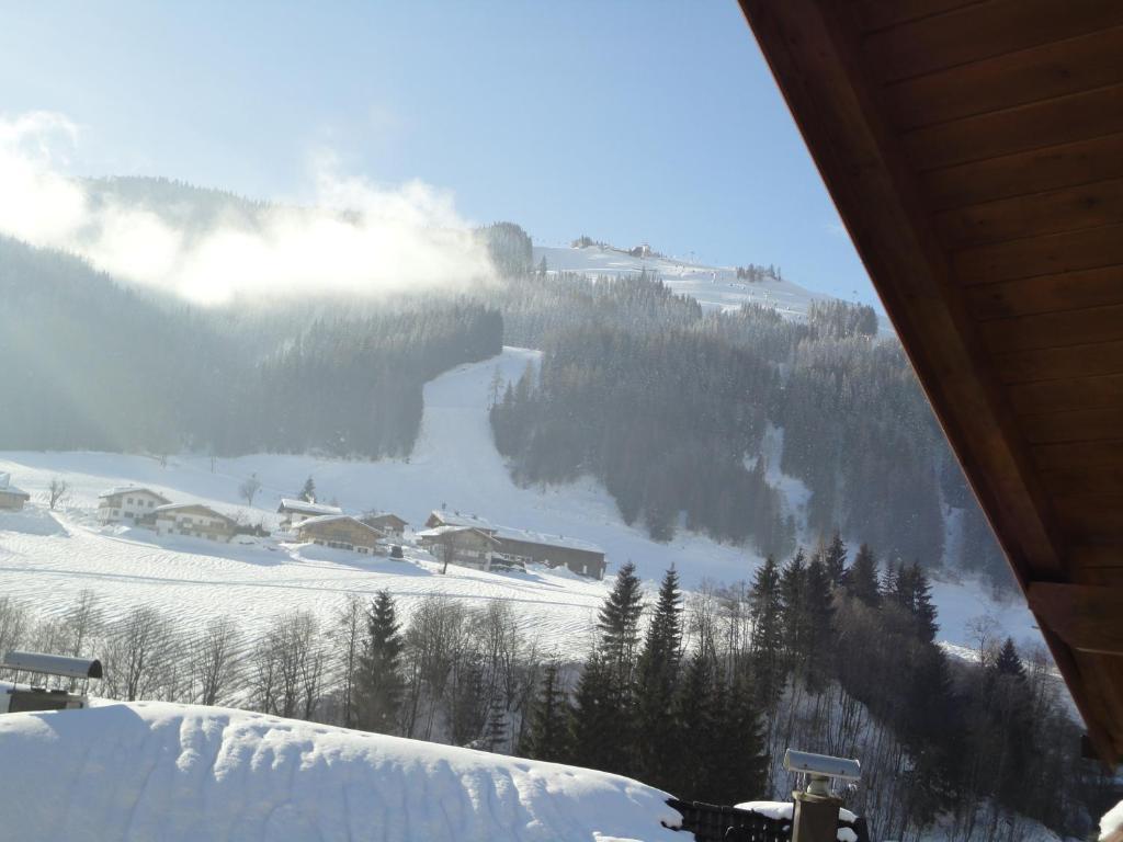 Gasthof Brentwirt Casa de hóspedes Leogang Quarto foto